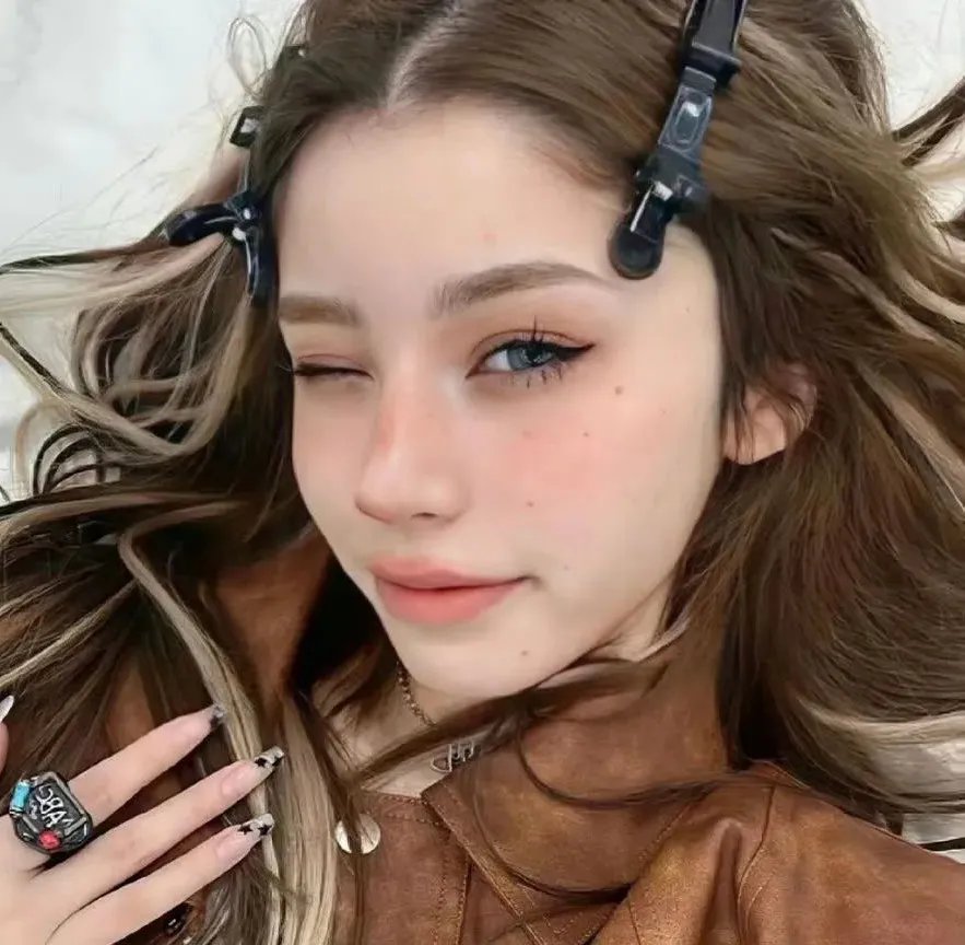 只想看着你
