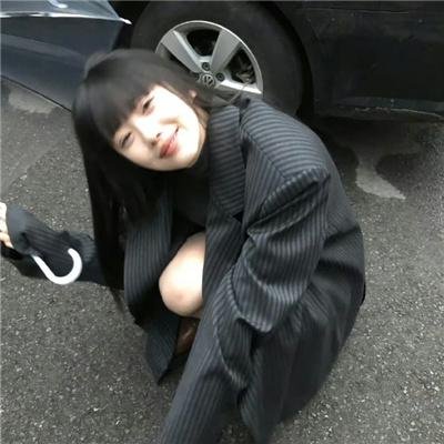 她不知道那些鸟的名字